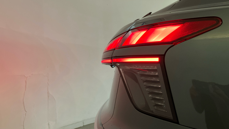Audi Q3 2.0 TDI S Line 5dr S Tronic Diesel Estate